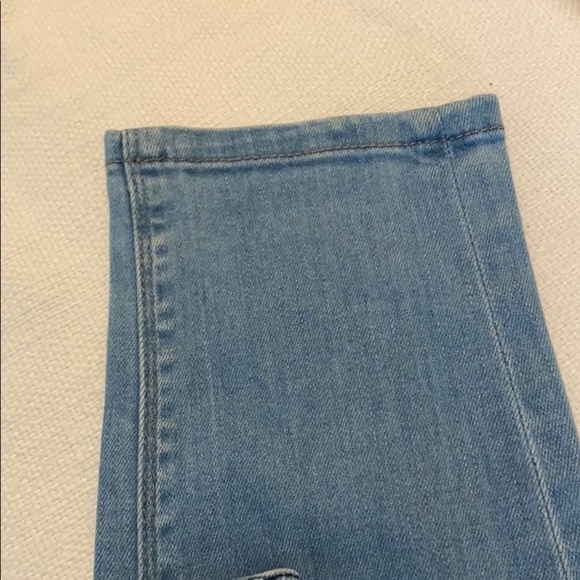 Vero Moda Light Wash Straight Leg Blue Jeans 0 - Picture 12 of 13